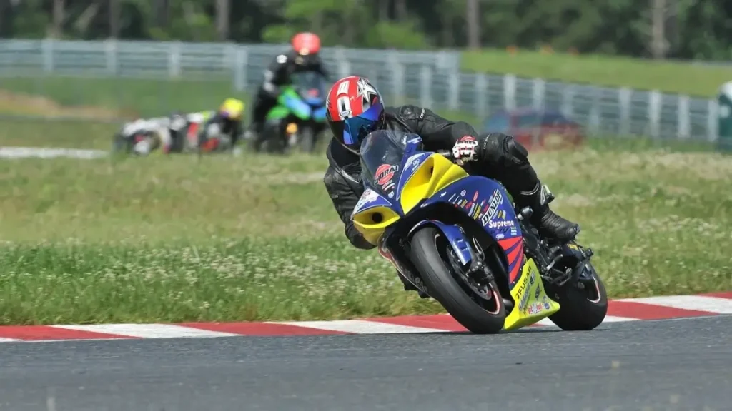 Yamaha YZF-R1: Unleash the Beast Within 50 yamaha r1