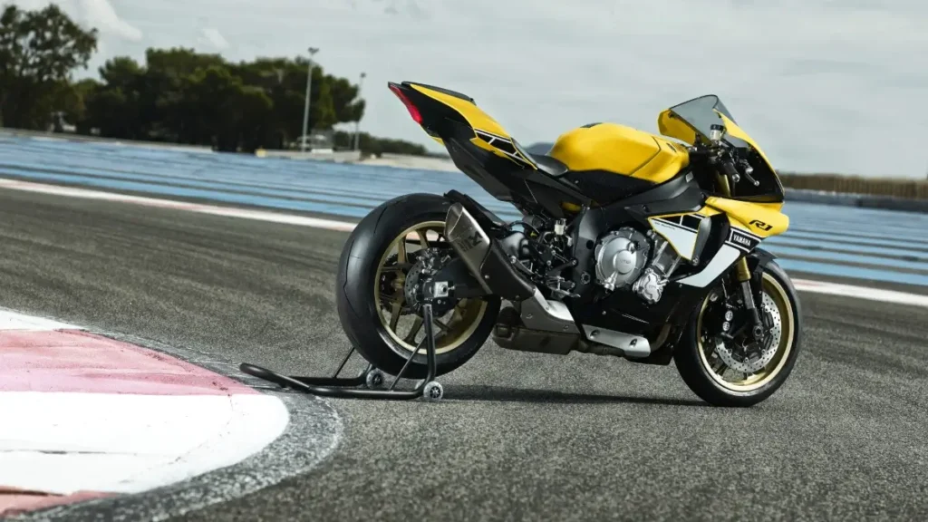 Yamaha YZF-R1: Unleash the Beast Within 51 yamaha yzf-r1