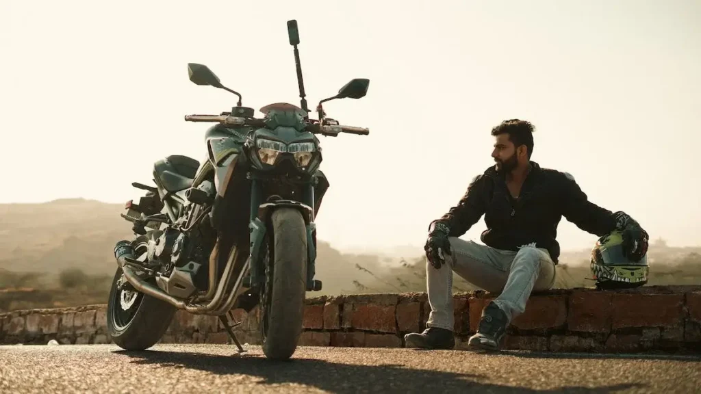 Kawasaki Z900: A Powerful and Stylish Naked Bike 48 z900