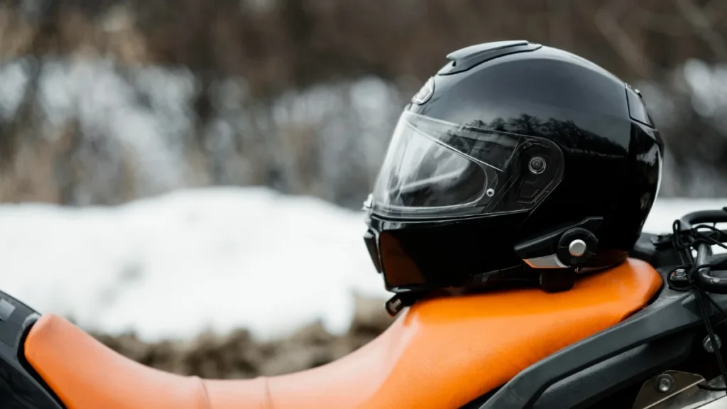Which type of motorcycle helmet is the safest one? 49 helmet